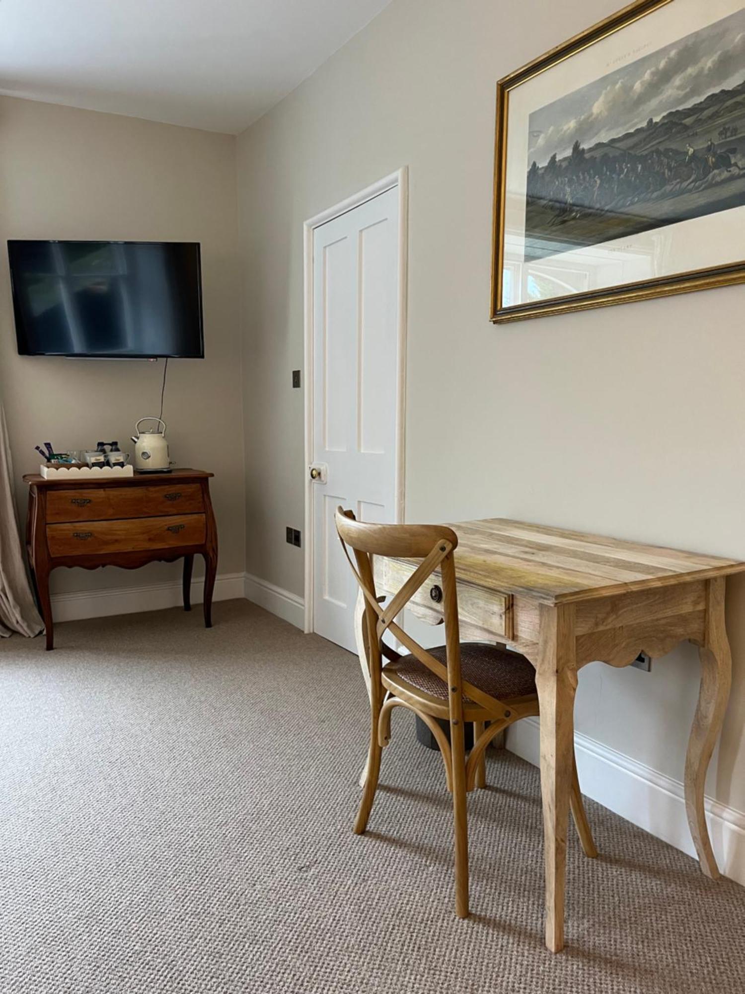 The Fox Inn Ansty  ภายนอก รูปภาพ